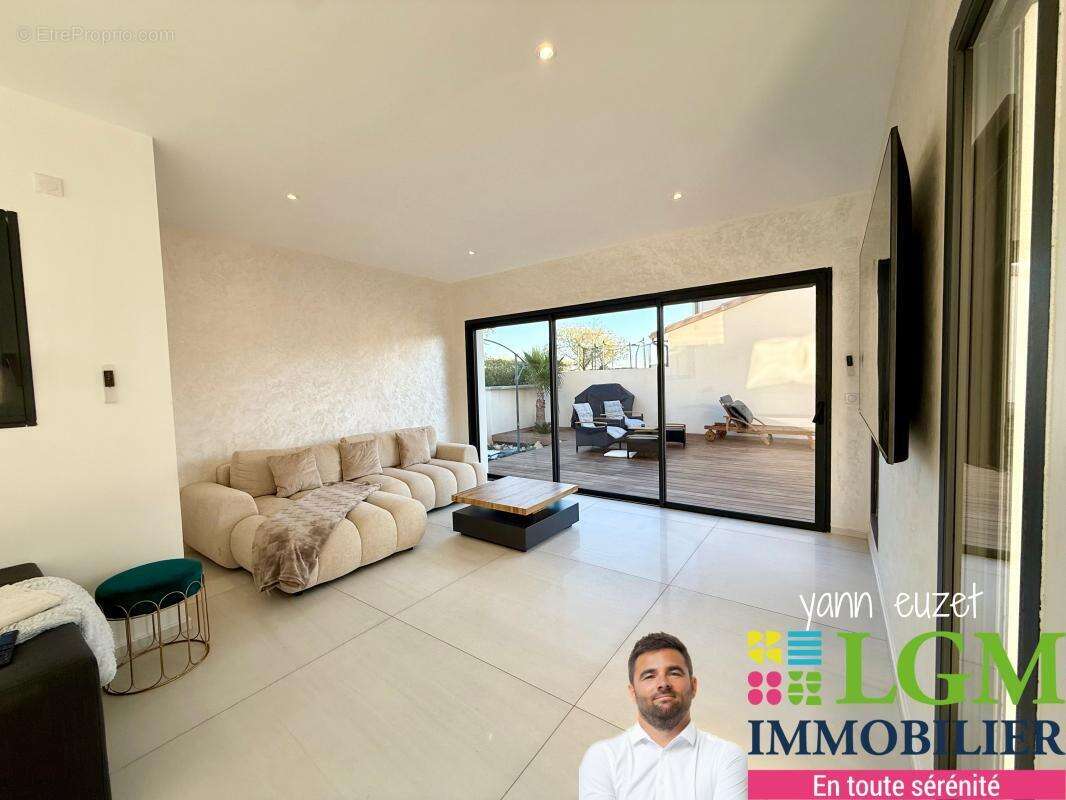 Maison à VILLETELLE