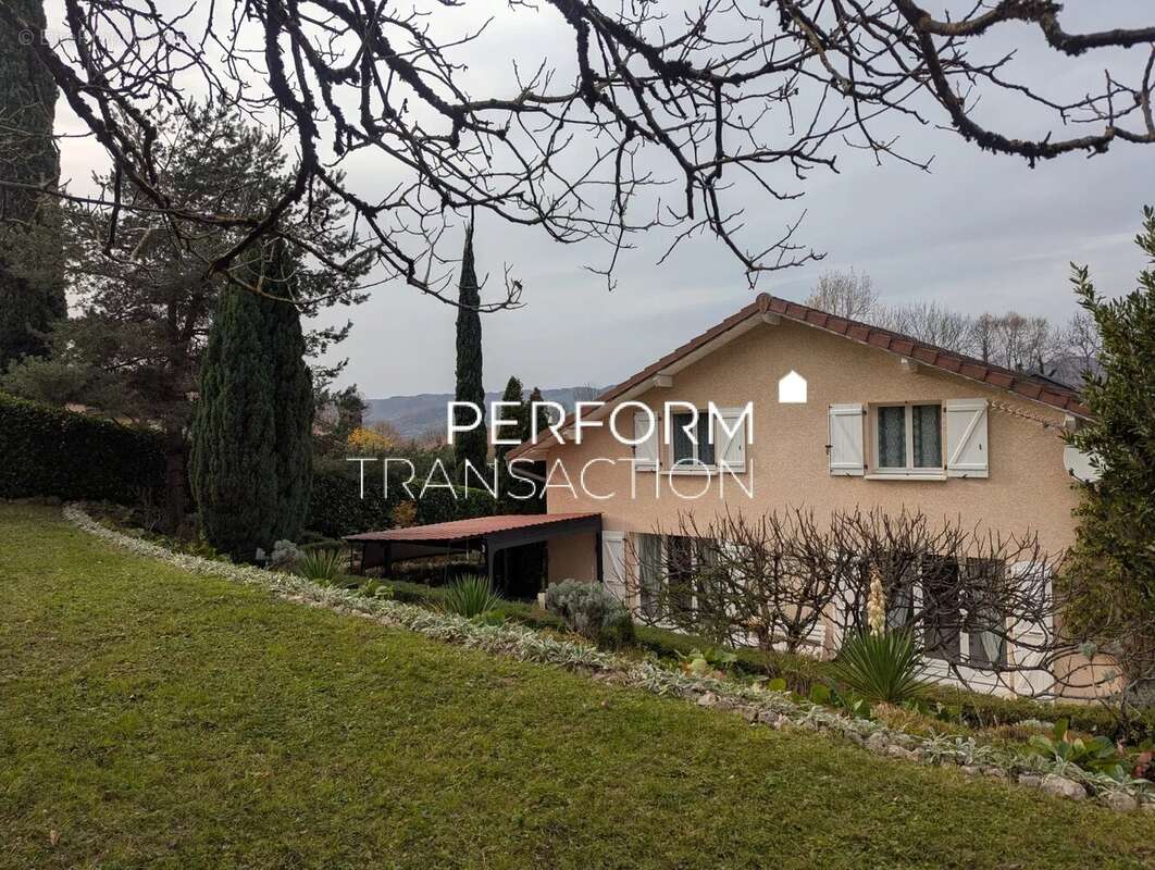 Maison à SAINT-QUENTIN-SUR-ISERE