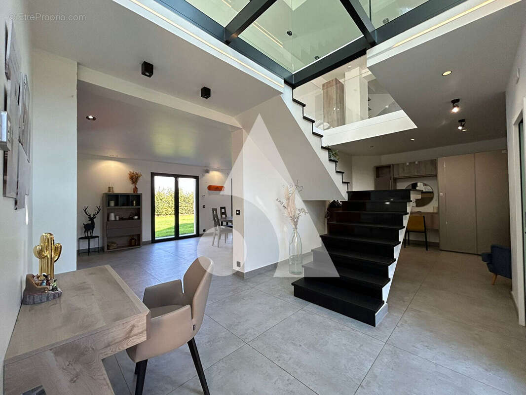 Maison à PIERRE-LEVEE