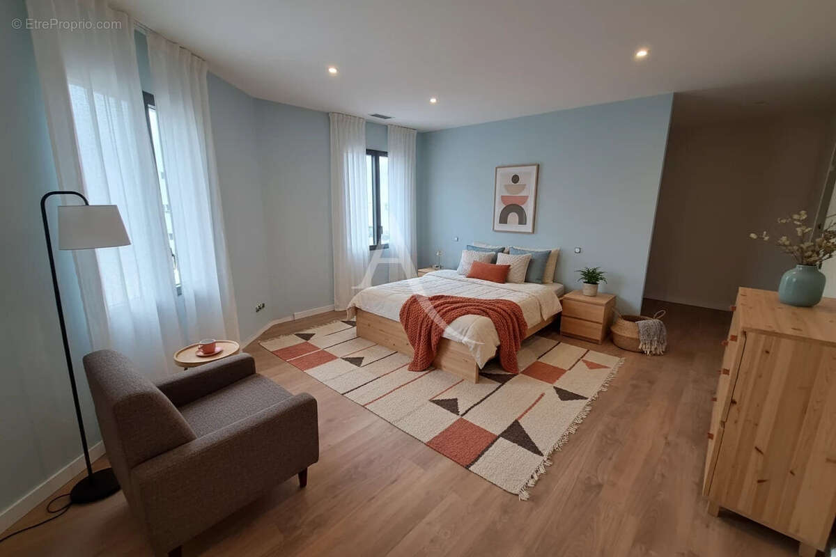 Maison à NIMES
