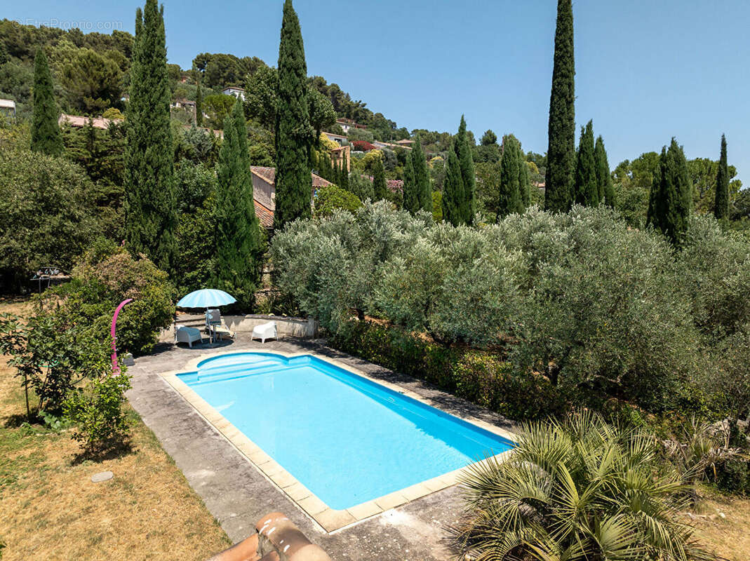 Maison à LORGUES