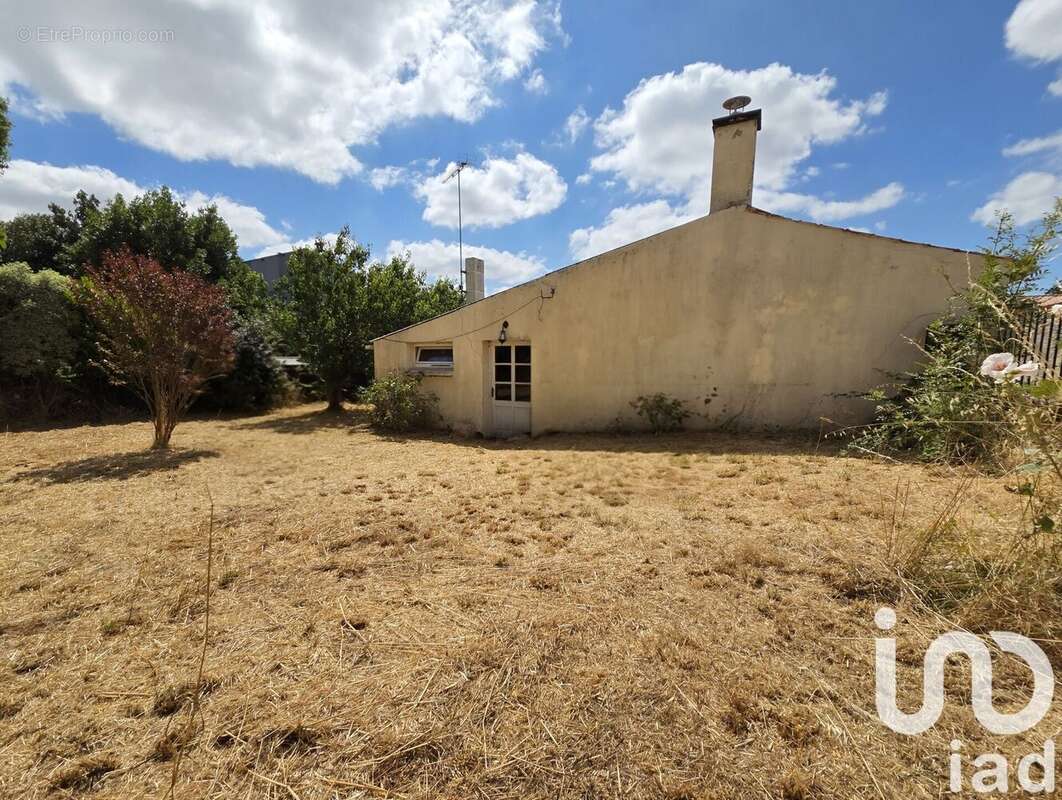 Photo 8 - Maison à CURZON