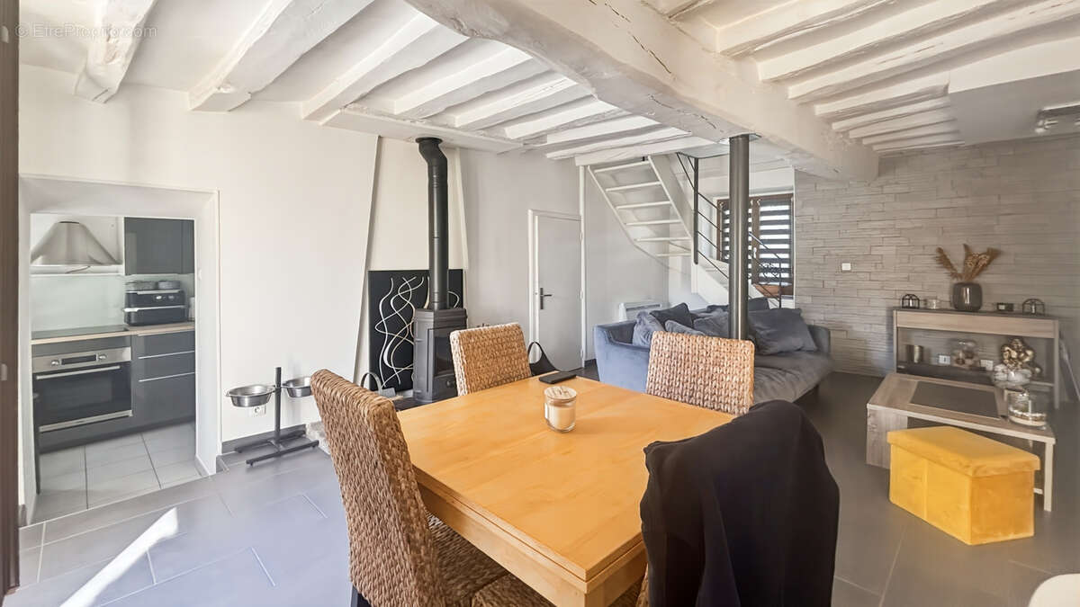 Maison à JOUARS-PONTCHARTRAIN