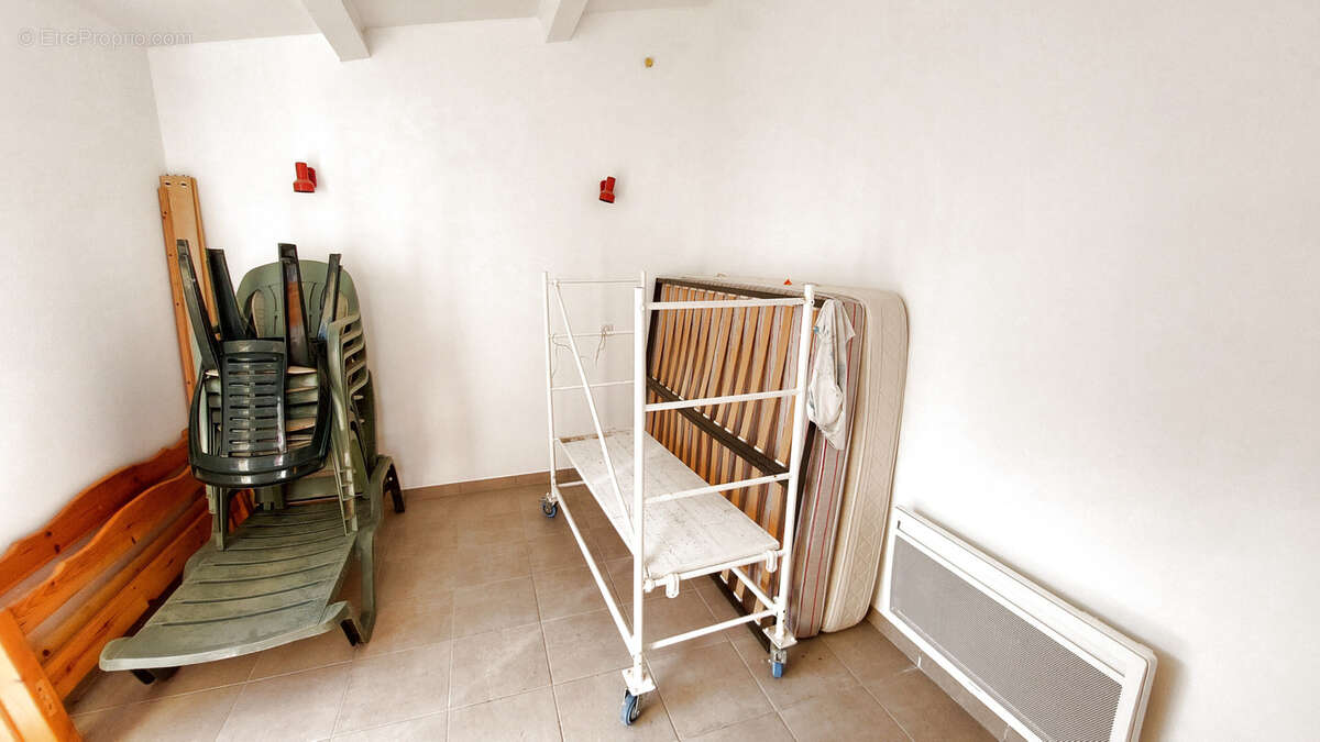 Maison à MONTELIMAR