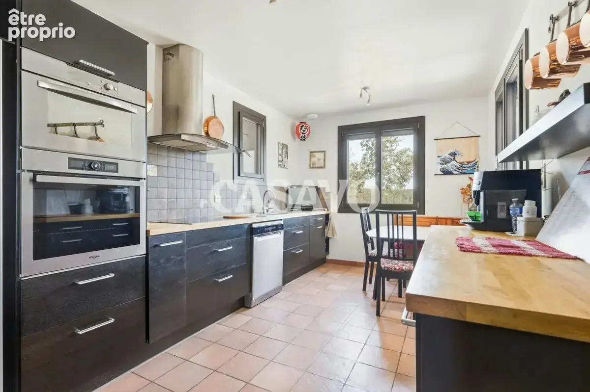 Vente Maison 7 pièces de 176m² - 13540 Aix-en-Provence - photo 10
