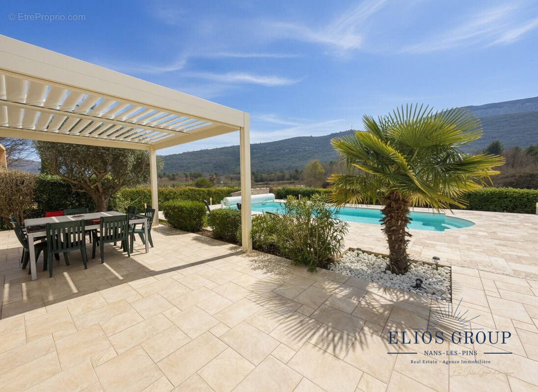 Maison à NANS-LES-PINS