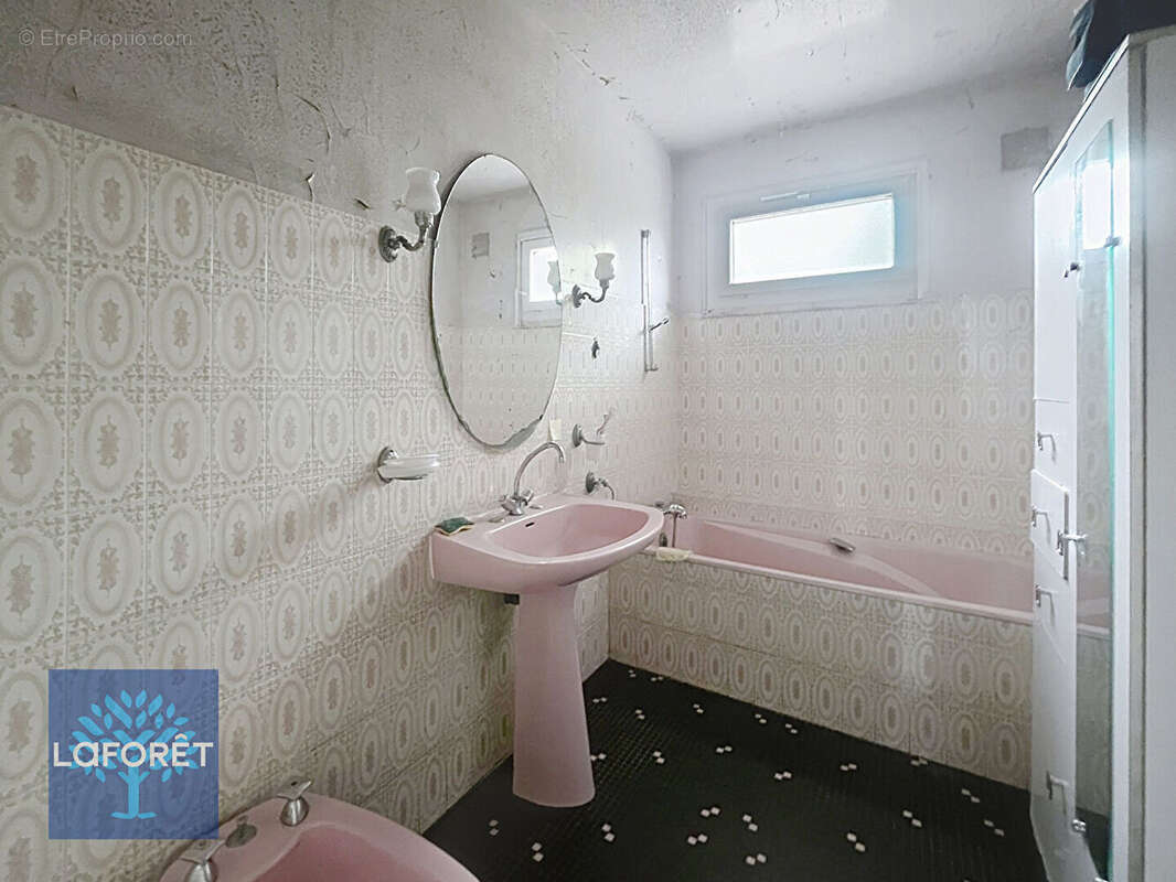 Maison Rimou 5 pièce(s) 134 m2 - photo 9