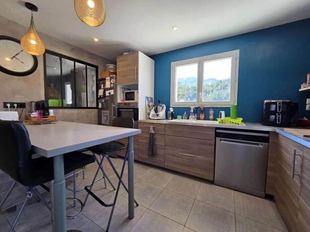 Maison à MONESTIER-DE-CLERMONT