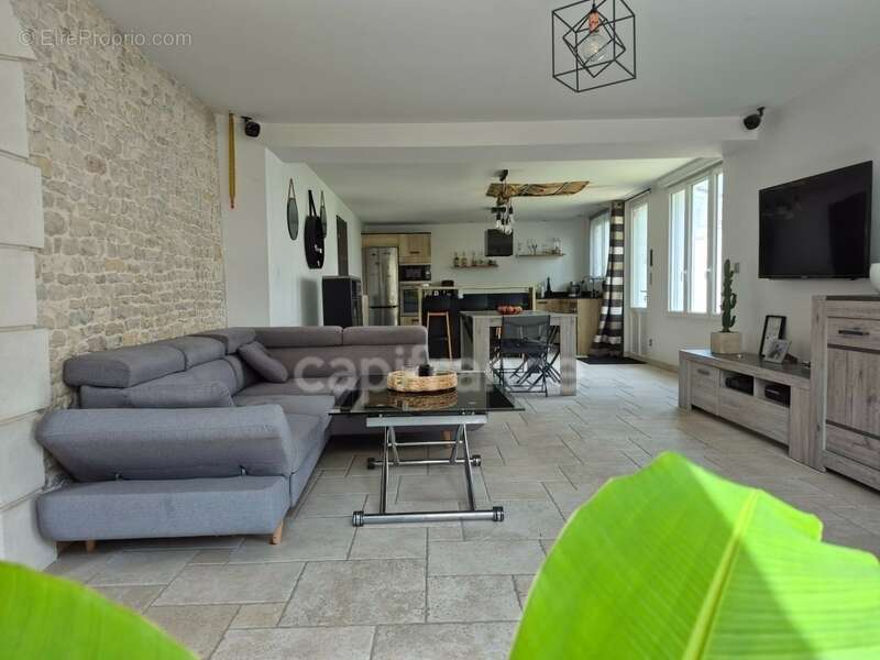 Maison à SAINT-GEORGES-DU-BOIS