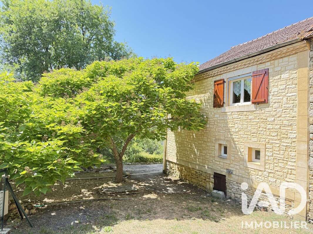 Maison 120 m² à Bouzic  - photo 3