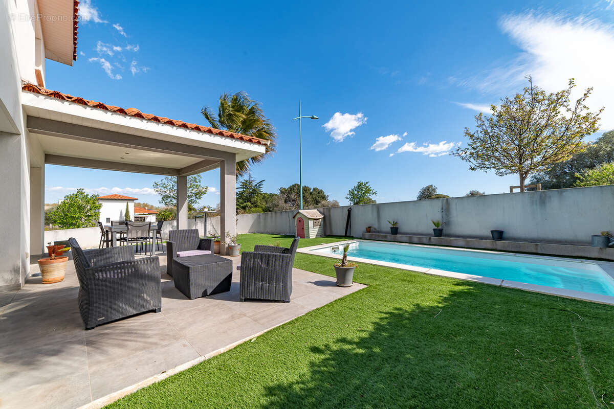 Maison à VILLENEUVE-LES-MAGUELONE