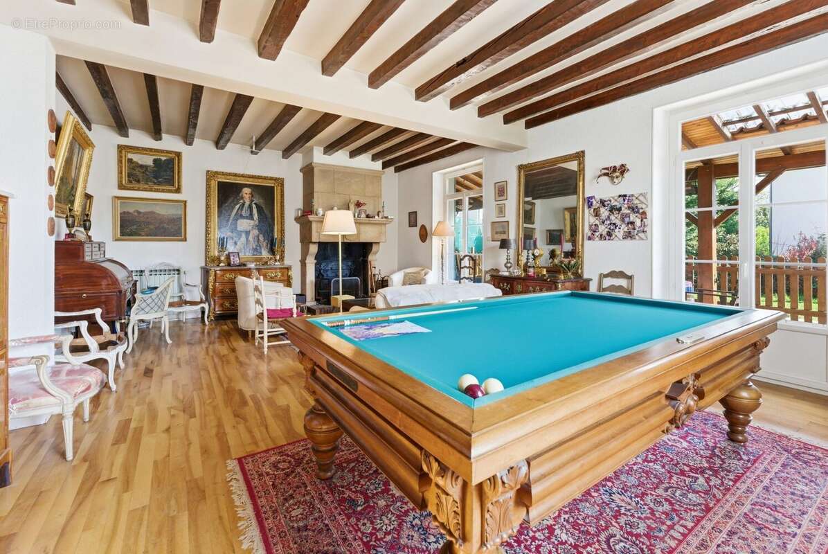 Maison à MONTBONNOT-SAINT-MARTIN