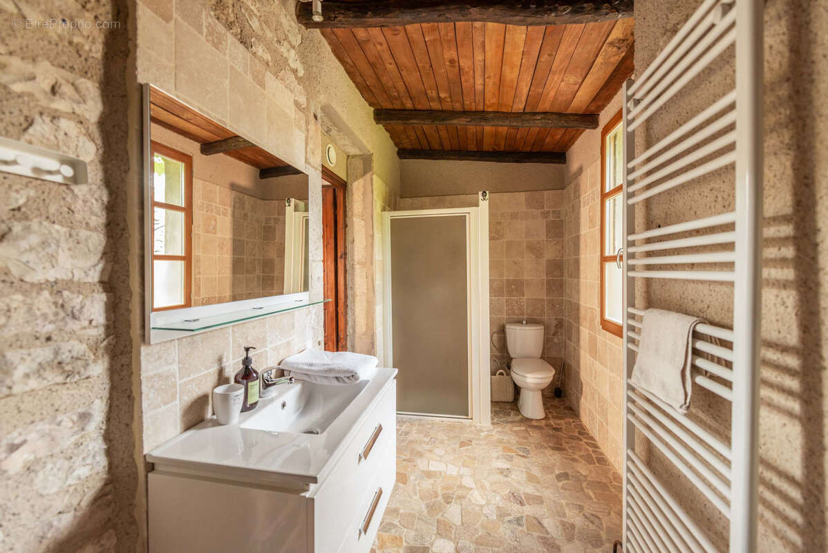 Maison à BAGAT-EN-QUERCY