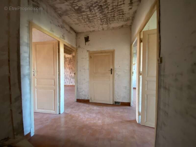 Maison à LEZIGNAN-CORBIERES