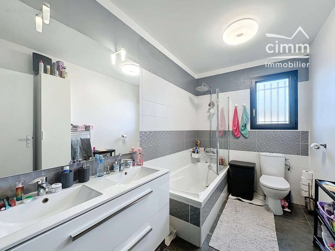 Maison 128 m² à Mazan  - photo 5