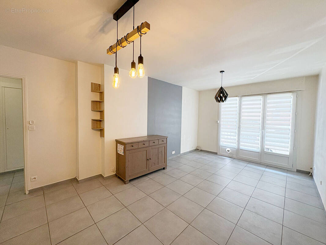 Appartement à HYERES