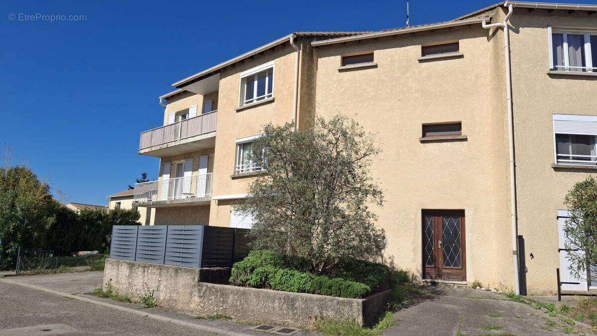 Appartement à SAINT-PAUL-TROIS-CHATEAUX