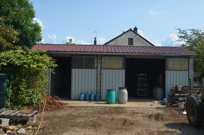 Maison à LONS-LE-SAUNIER