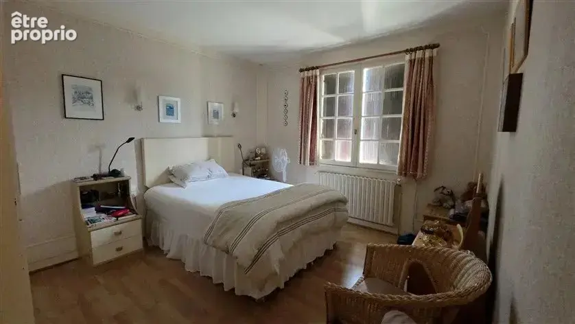 À vendre : maison familiale (6 chambres) à Saint-Martin-l’Ars - 86 - photo 7