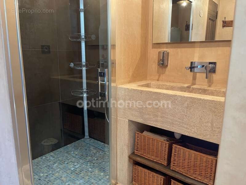 Maison à MAILHAC-SUR-BENAIZE