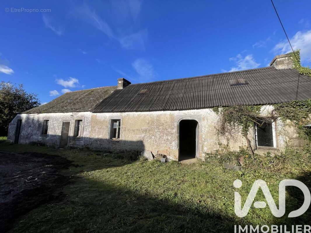 Photo 2 - Maison à ERGUE-GABERIC