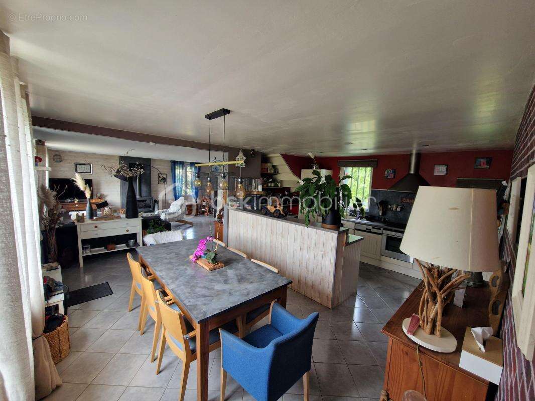 Maison à CAUVILLE-SUR-MER