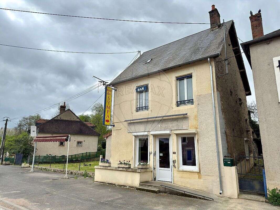 Maison à TAMNAY-EN-BAZOIS