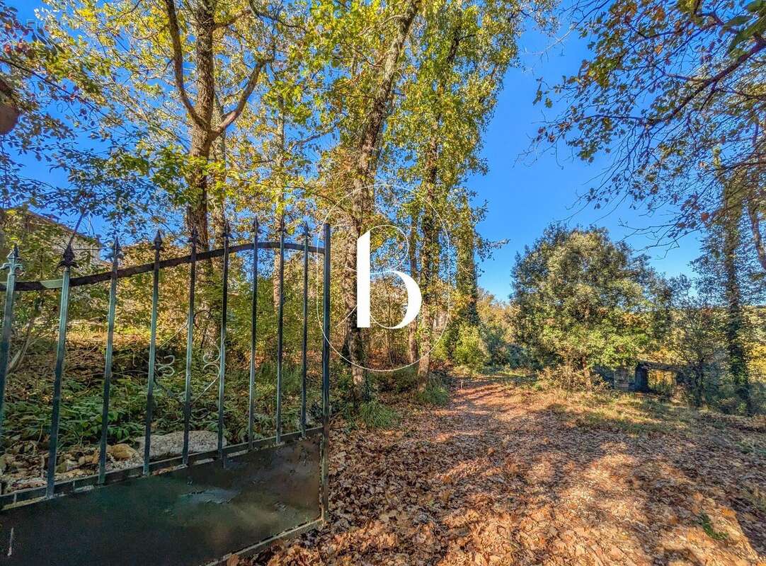 Maison 87 m² à Barjac  - photo 26