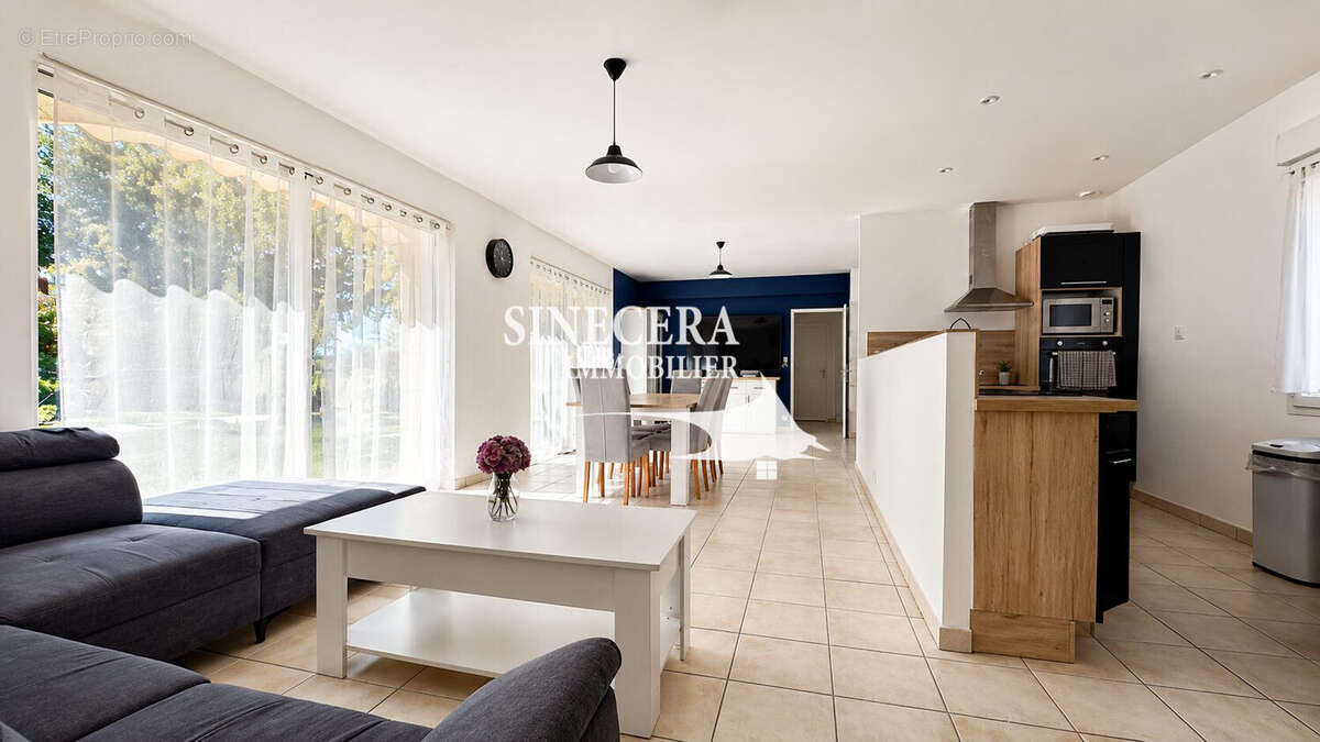 Maison 170 m² à Riberac  - photo 4