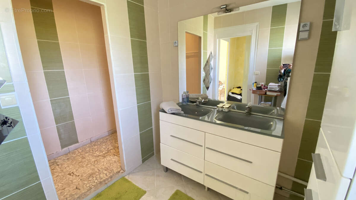 Maison à SAINT-FORT-SUR-GIRONDE