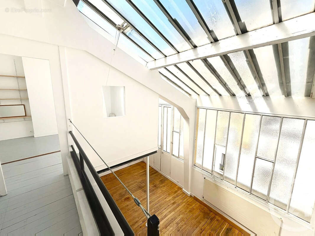 Appartement à PARIS-14E