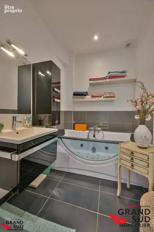 Appartement 5 pièces 133 m² à vendre à Bordeaux (33800) - photo 9