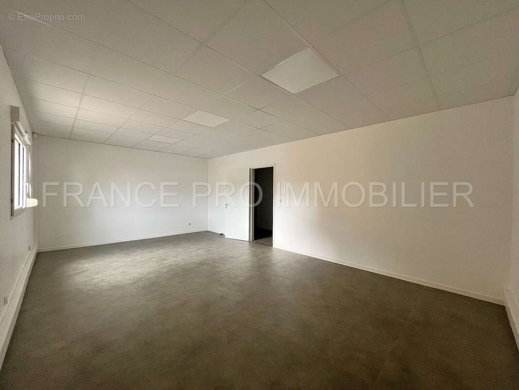 Commerce à CHERBOURG-OCTEVILLE