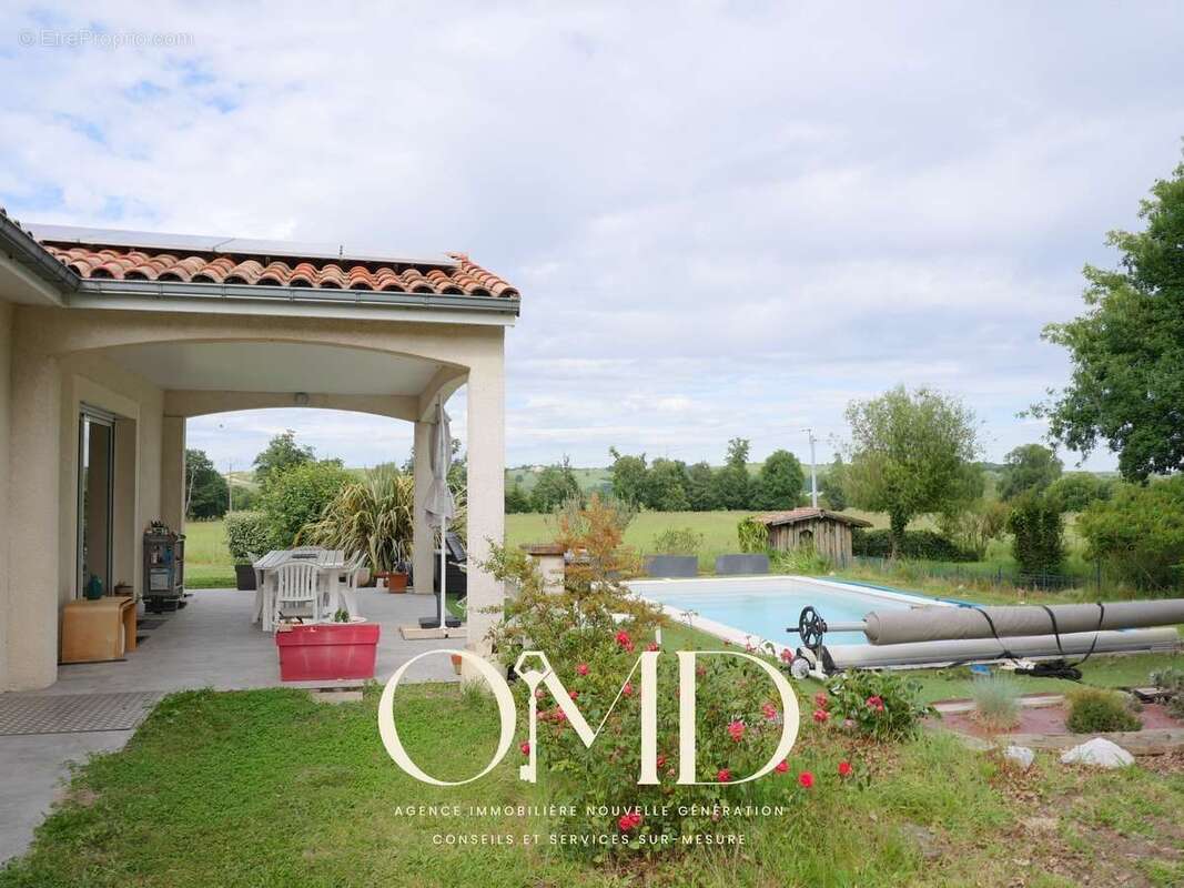 Maison 140 m² à Montesquieu-Volvestre  - photo 4