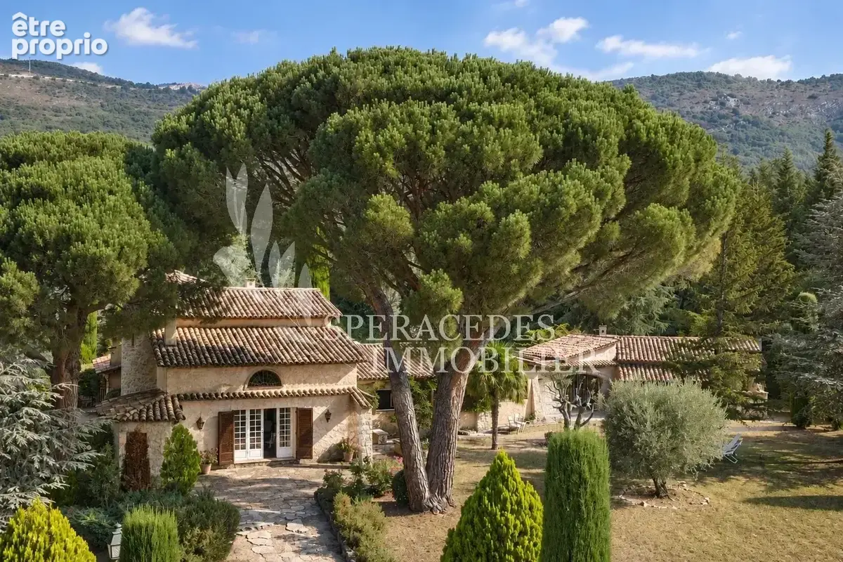 Saint-Vallier-de-Thiey - Superbe maison familiale - photo 2