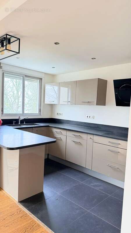Appartement à LE RAINCY