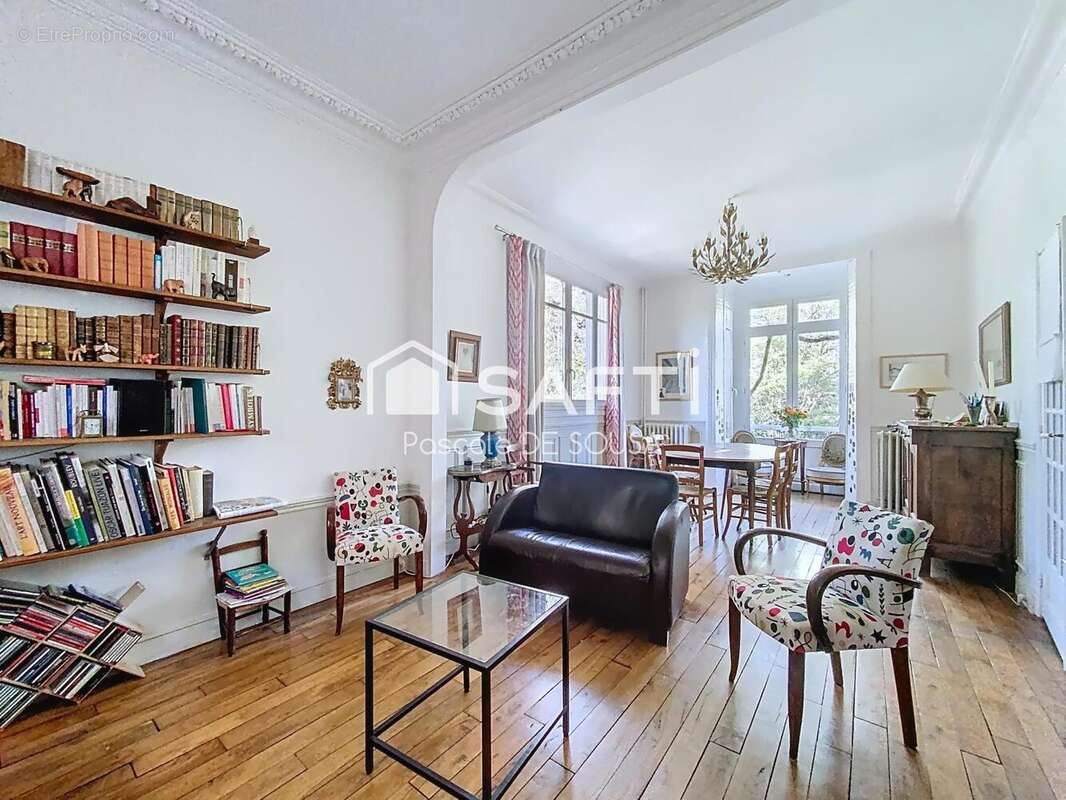 Photo 2 - Maison à LA CELLE-SAINT-CLOUD