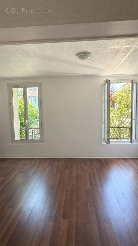 Appartement à VILLENEUVE-SAINT-GEORGES