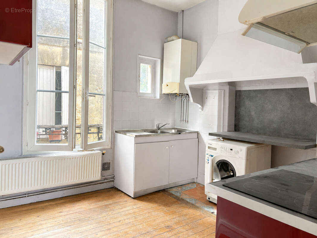 Appartement à BORDEAUX