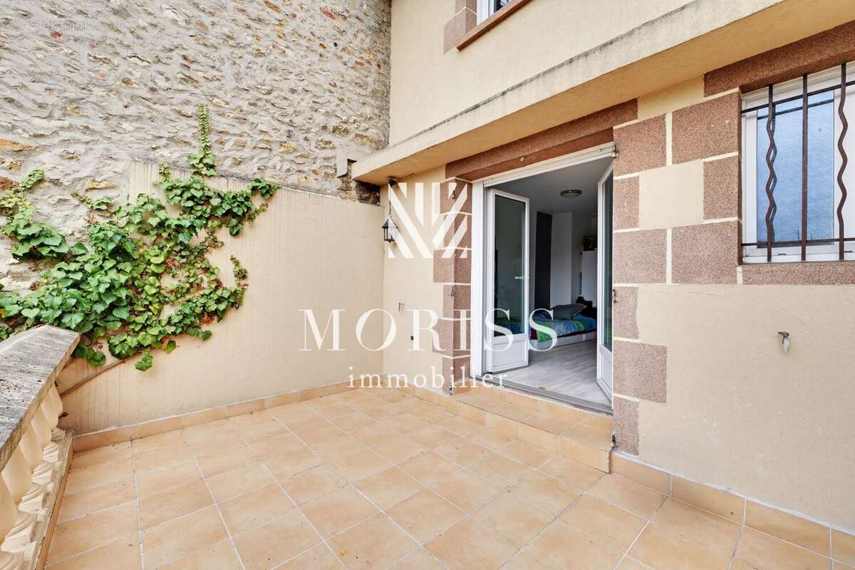 Maison à LE PERREUX-SUR-MARNE