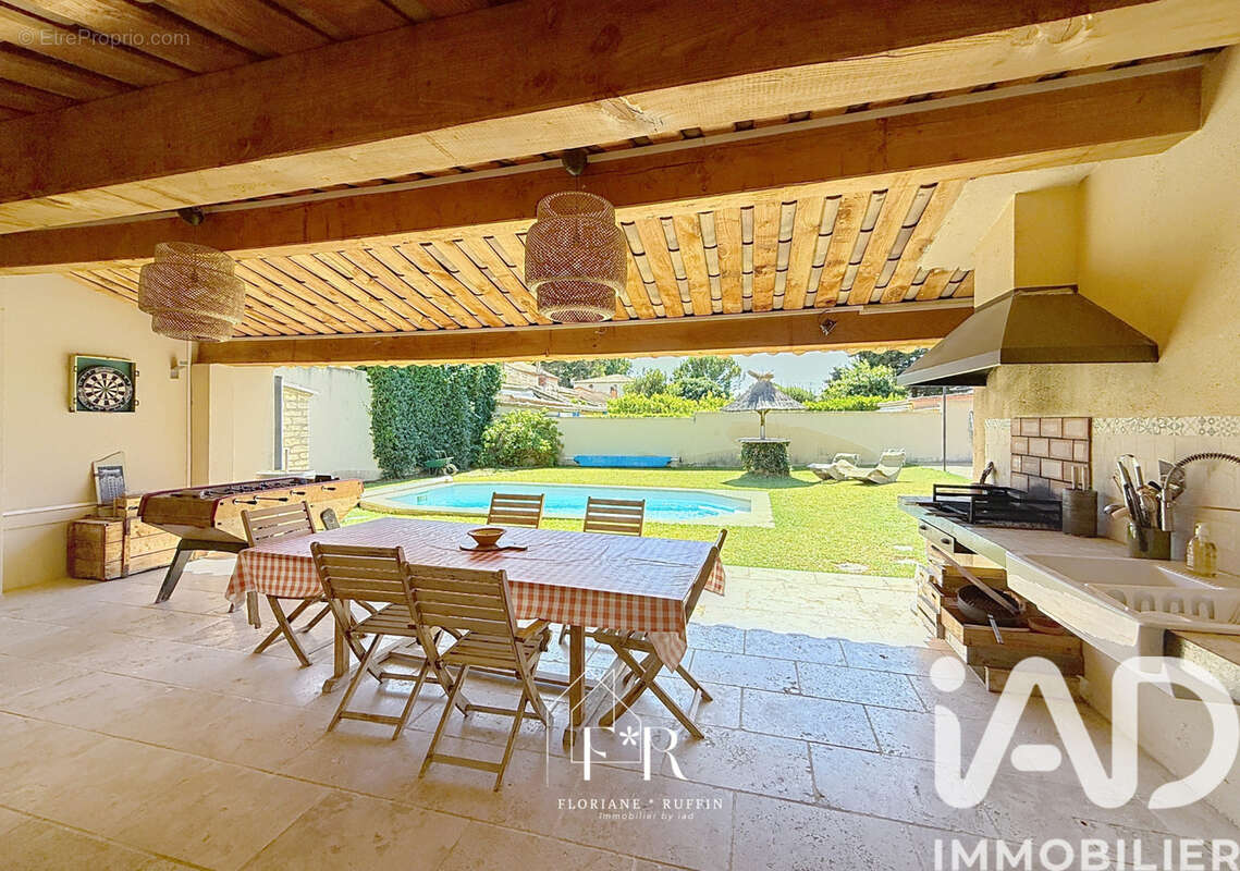 Photo 2 - Maison à LE PONTET