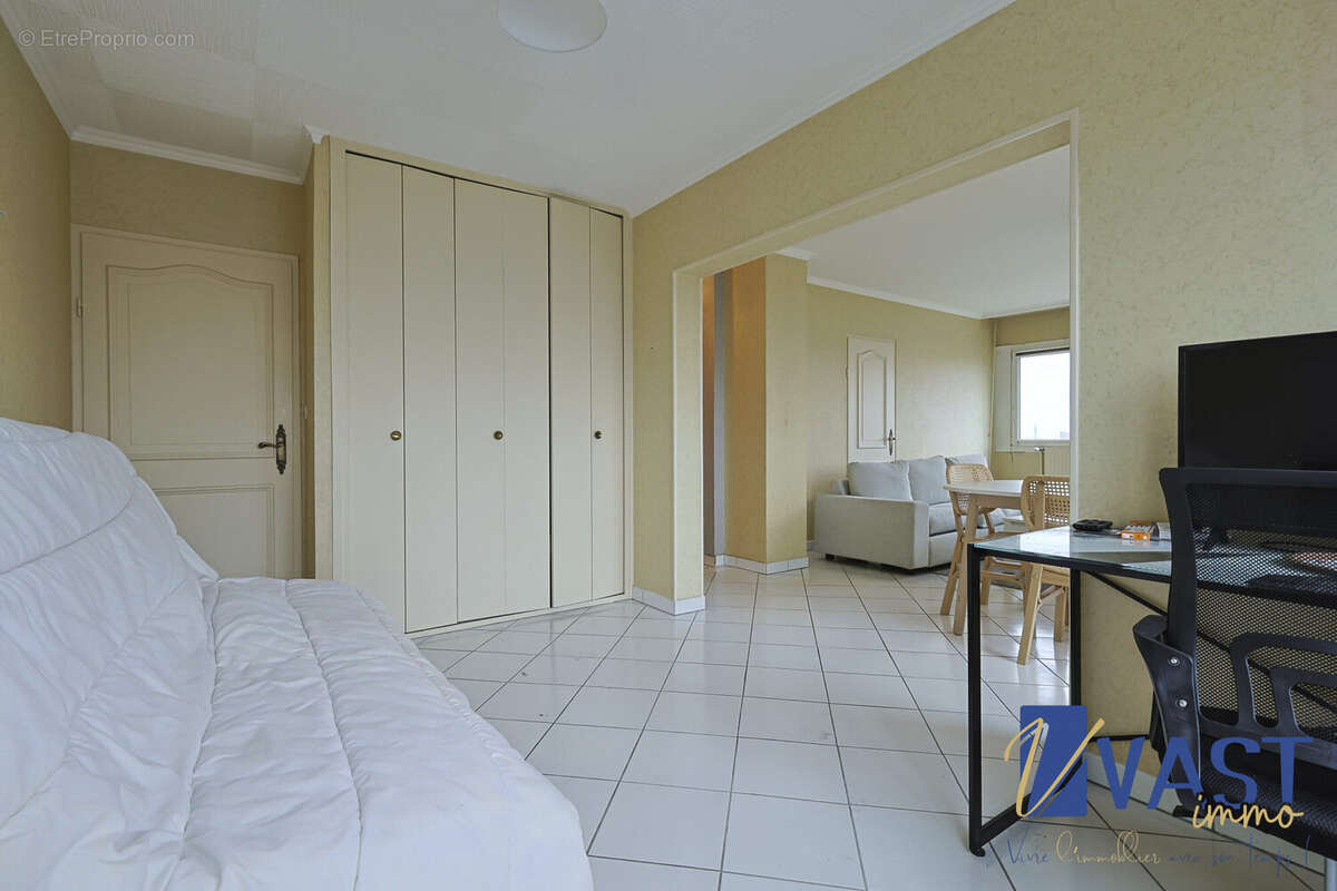 Appartement à MONS-EN-BAROEUL