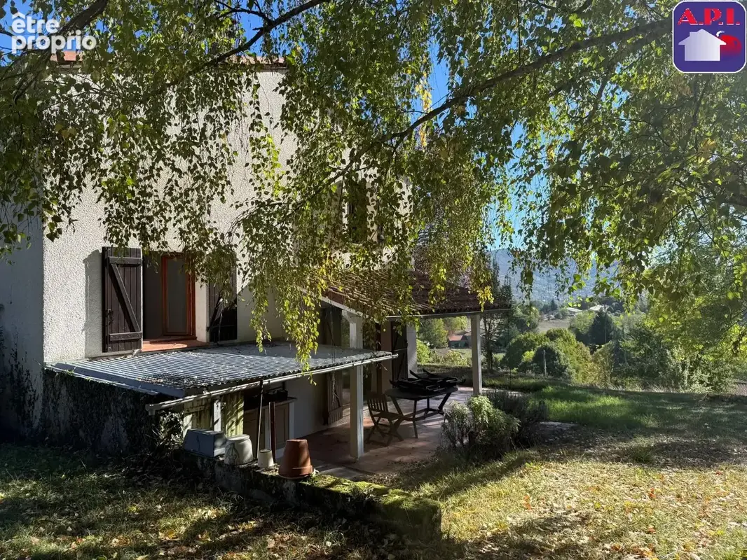 Maison 5 pièces 109 m² à vendre à Foix (09000) - photo 2