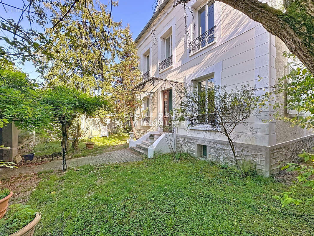 Maison à JOINVILLE-LE-PONT