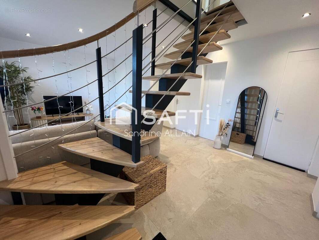 Photo 4 - Maison à LA MOTTE