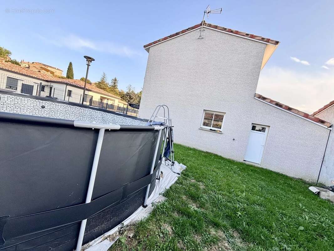 Maison à SAINT-JEAN-DU-FALGA