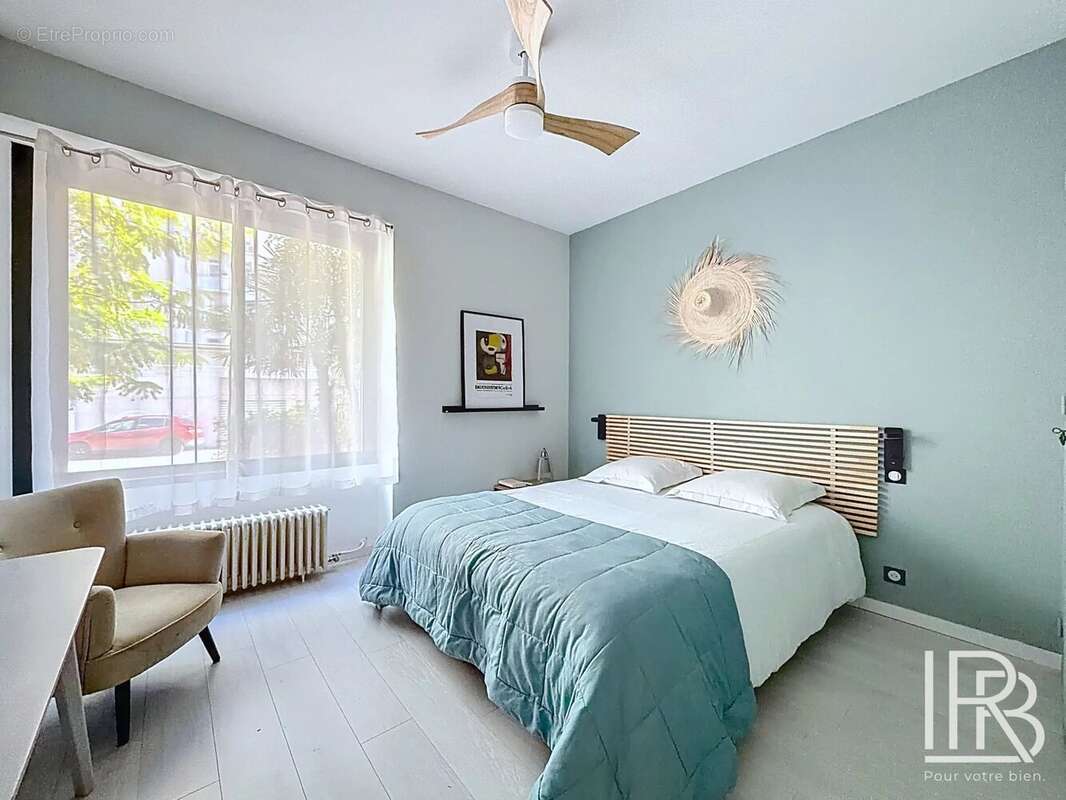 Appartement à MARSEILLE-5E