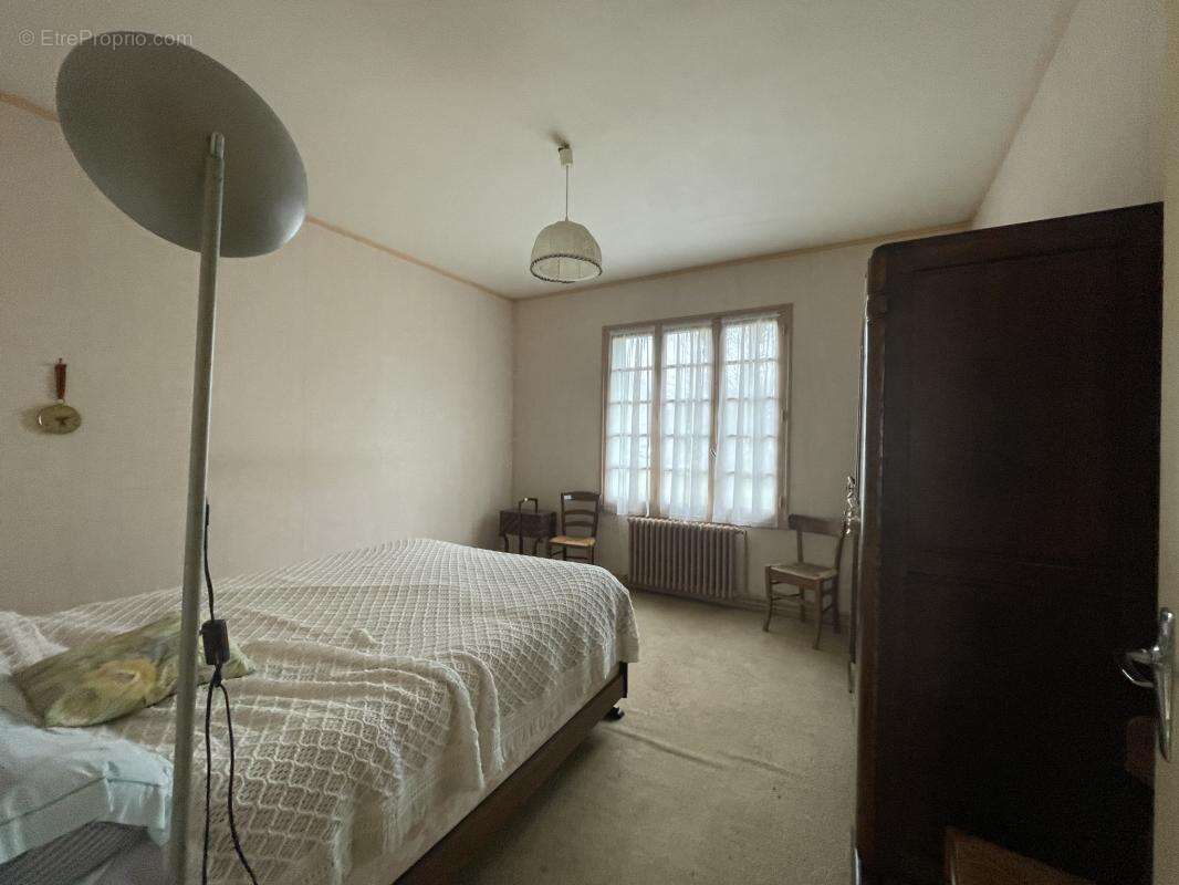 Maison à VOUNEUIL-SUR-VIENNE