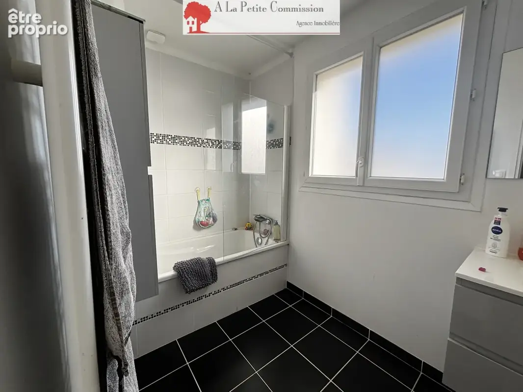 AMILLY   Pavillon familial de 137 m2 avec 5 chambres - photo 6