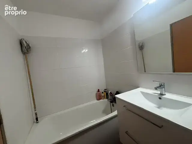 GRABELS proche Montpellier ( secteur Valsiere) studio 20 m2 + parking - photo 4
